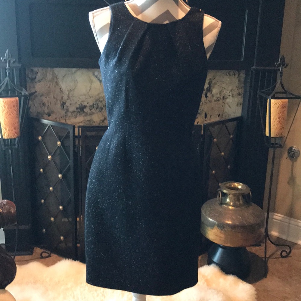 Elie Tahari black and white wool sheath dress